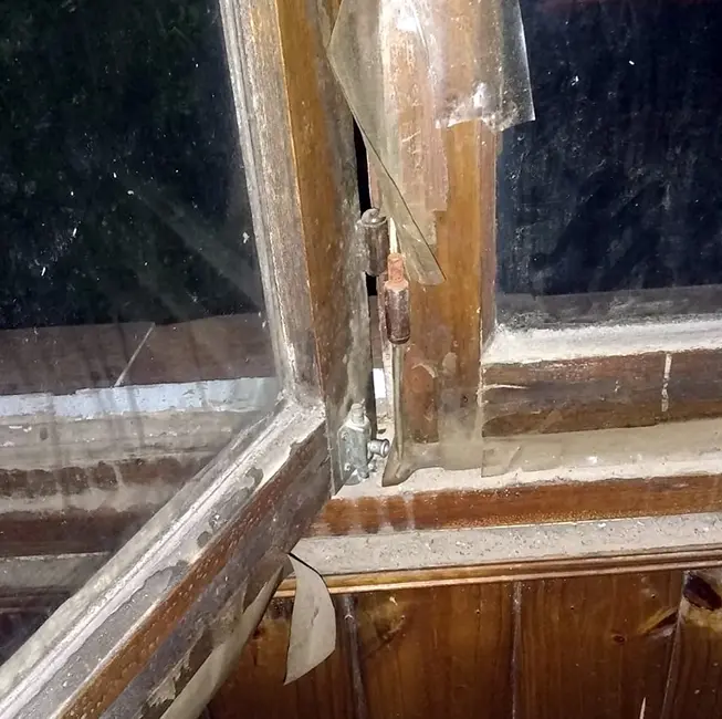 Entraron a robar y solo se llevaron una desmalezadora