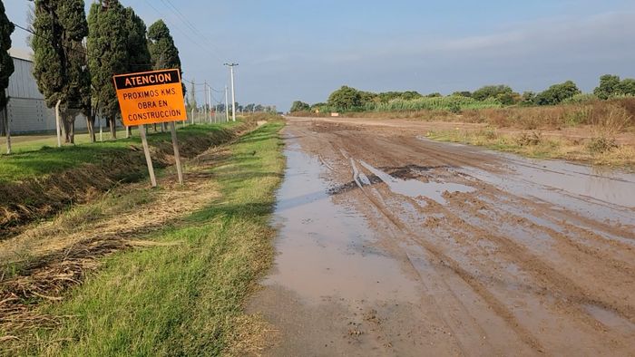 Se retirará la empresa que pavimentaba la ruta a Aurelia y crece la incertidumbre | Crédito: RADIO RAFAELA - 3