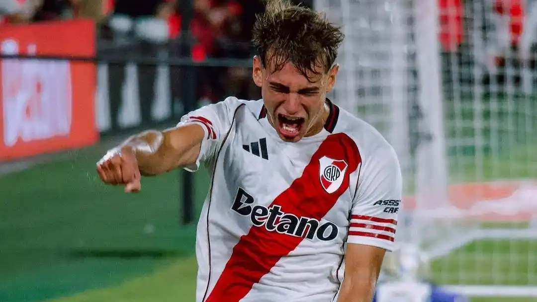 Joaquín Freitas tuvo su estreno en las redes ante Banfield