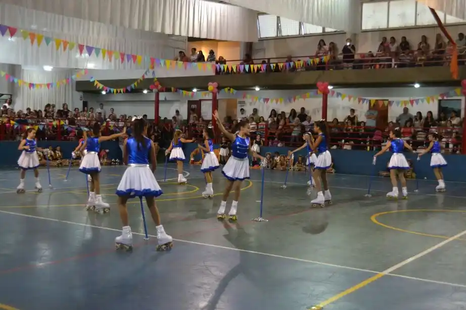 Show de patín artístico en Libertador San Martín