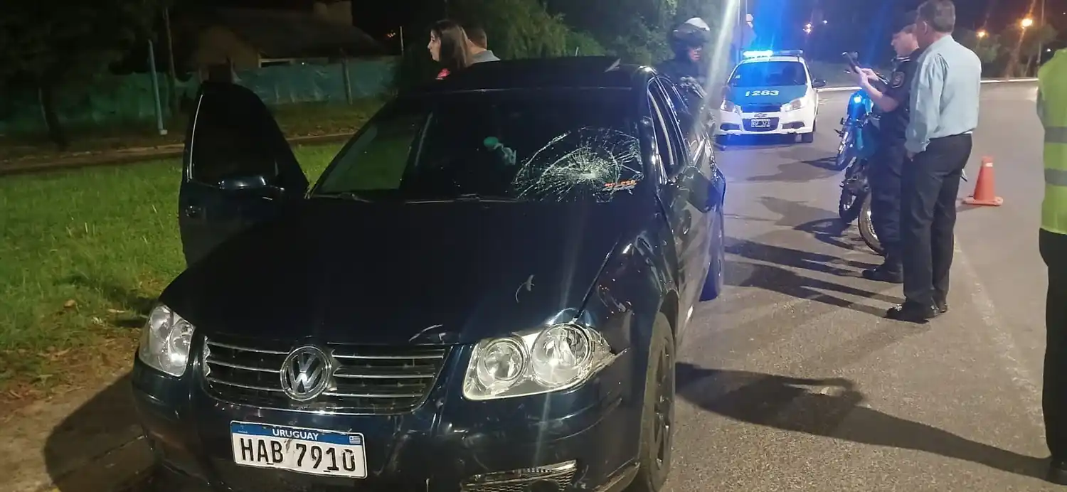 Detuvieron al conductor de un automóvil que chocó a dos motociclistas  y se dio a la fuga