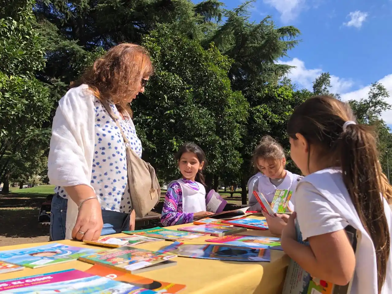 Una mañana junto a los libros de la mano del proyecto Todos Leemos.