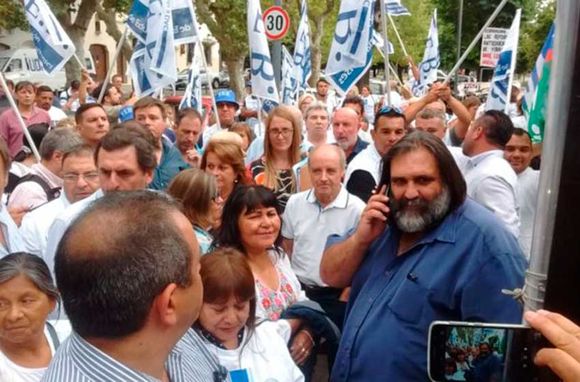 Baradel le baja el pulgar a la vuelta de clases presenciales en la provincia