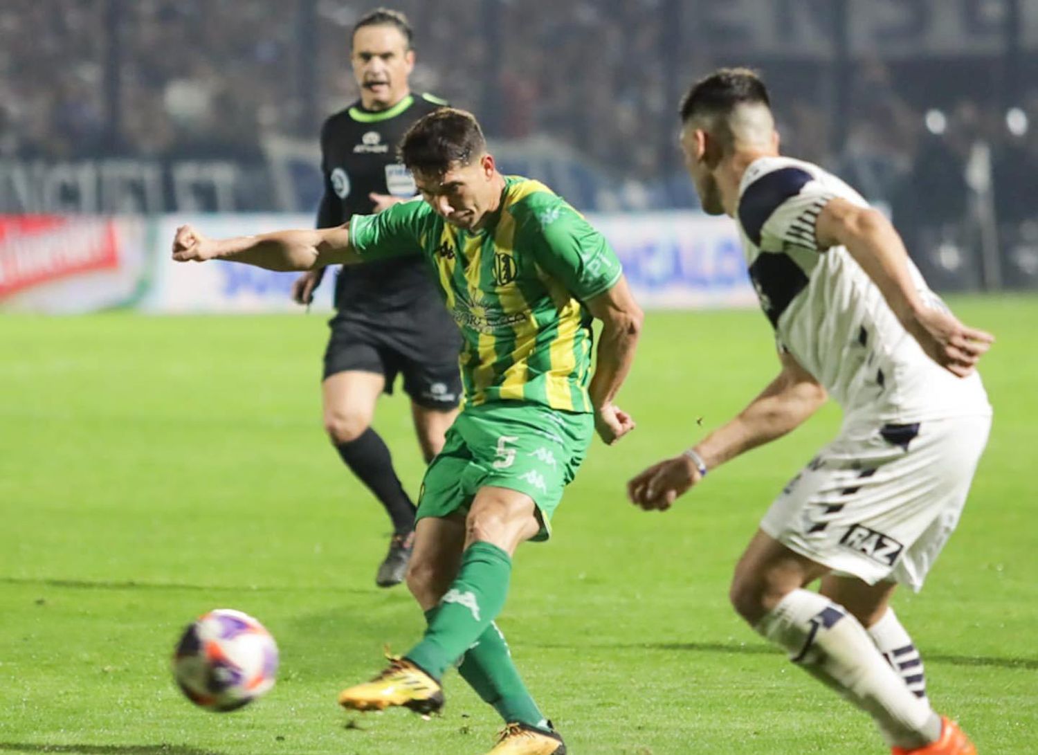 Aldosivi jugó mejor y empató en “El Bosque”