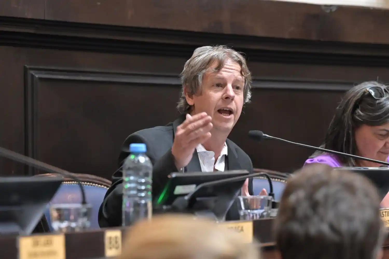 Christian Castillo presentó un proyecto para ampliar el boleto educativo a docentes y auxiliares bonaerenses