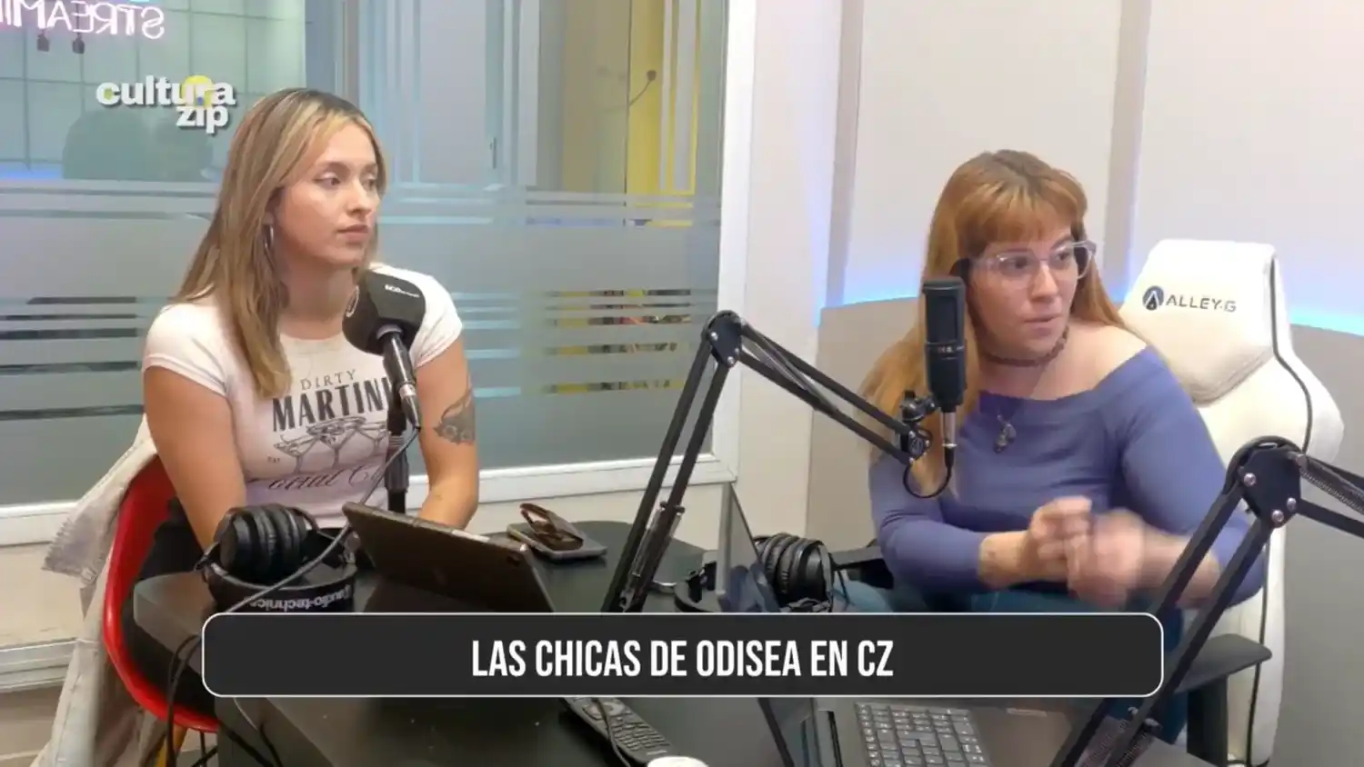 Abigail Rodríguez y Betania Aramburu en los estudios de El Eco Streaming