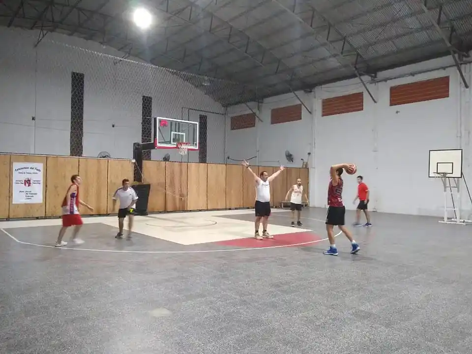 Segunda ola de coronavirus: modificaron restricciones y se puede practicar deportes en grupos de más de 10 personas