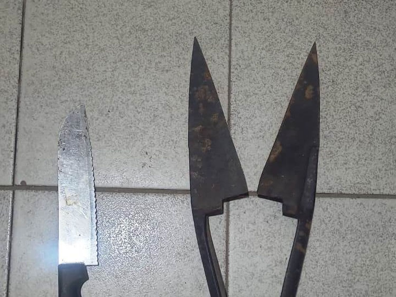 Un sujeto fue detenido cuando pretendía robar un tubo de gas