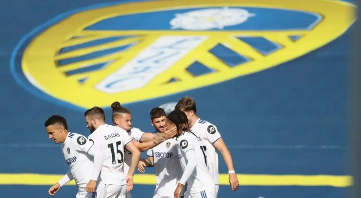 El Leeds de Bielsa consiguió su primer triunfo