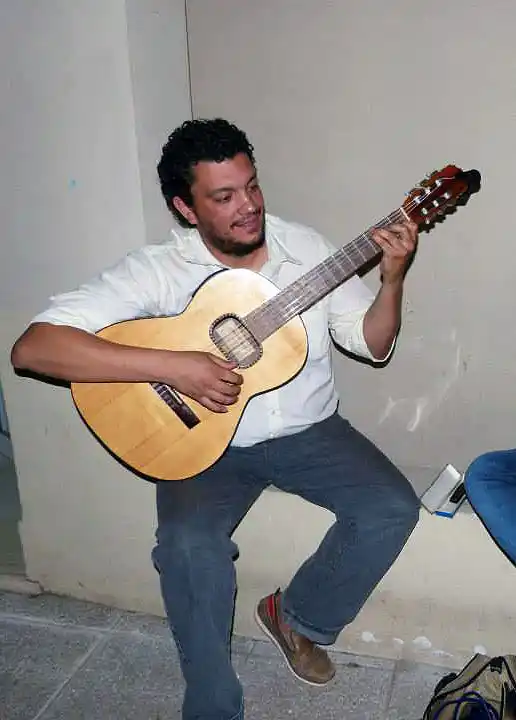 Ciclo “La Encordada” en la Escuela “Seguí”