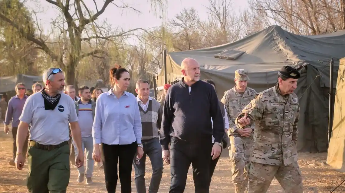 Incendios: por pedido de Perotti vuelve el Ejército Argentino al Comando de Alvear