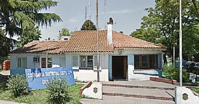 Fue a pedir ayuda a un templo y murió entre los fieles