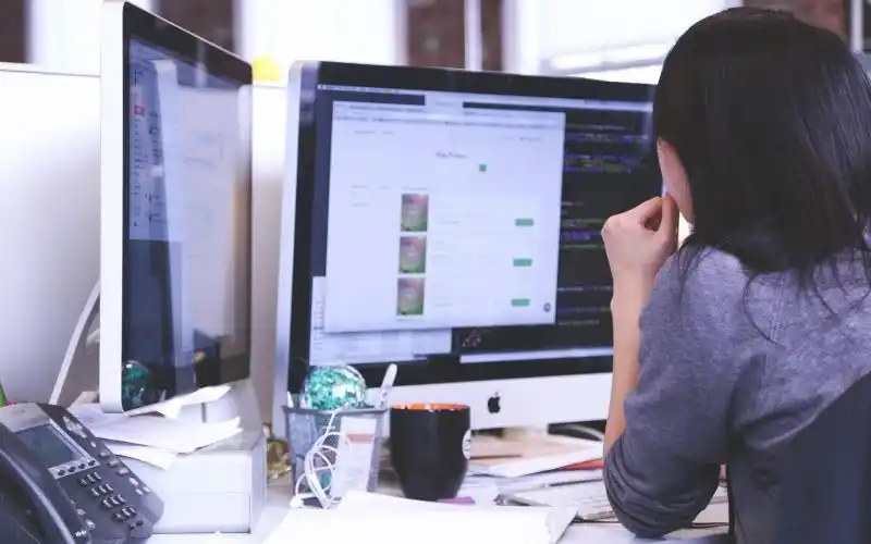 Un informe de la Cepit refleja el bajo porcentaje de mujeres  en la industria del software