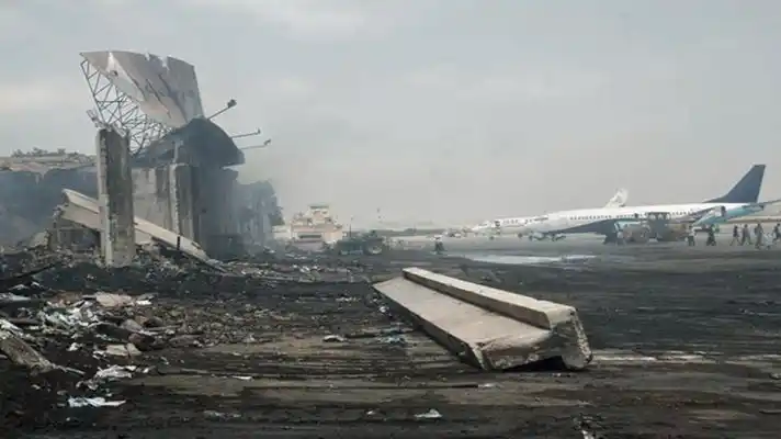 TALIBANES AMENAZAN Y CUMPLEN: alerta en Afganistán por explosión fuera del aeropuerto de Kabul