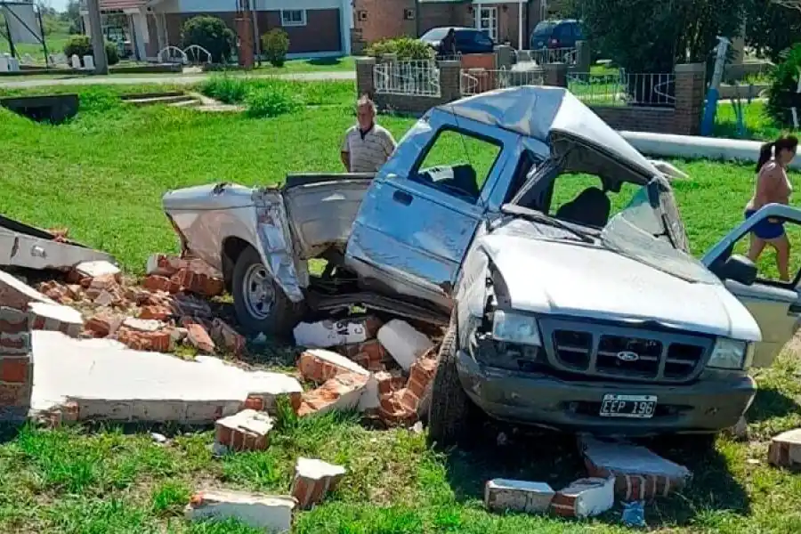 Profundo dolor: murió el hombre que chocó su camioneta contra la garita