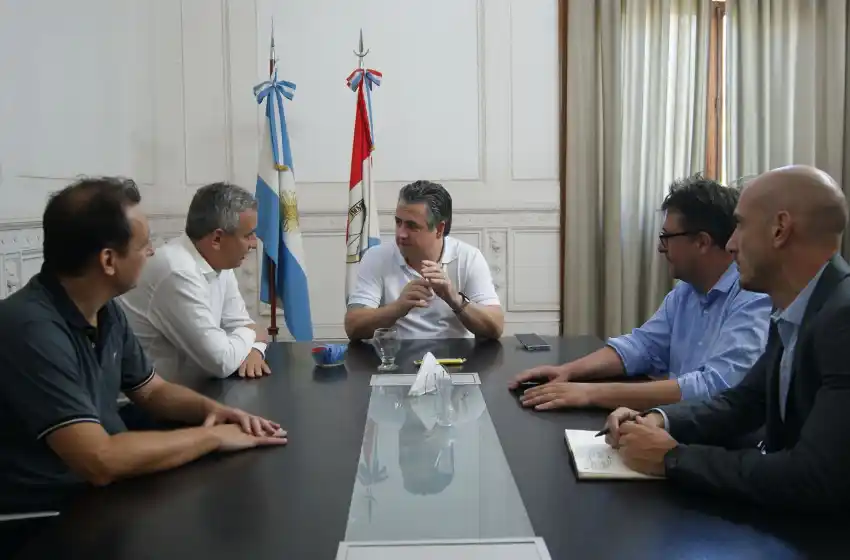 Tras el crimen de los dos choferes, se tomarán medidas de seguridad para el servicio de taxis en Rosario