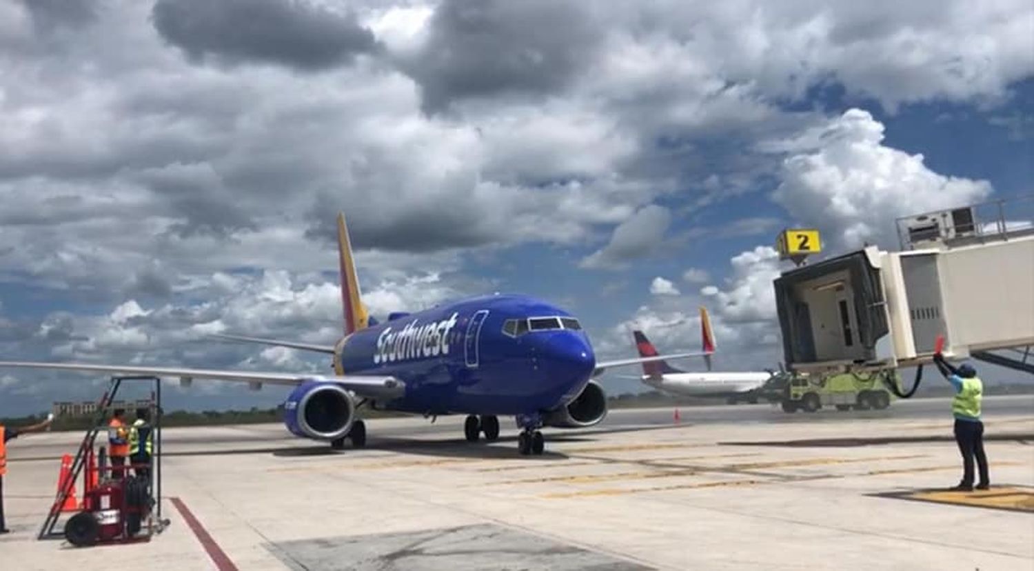 Cancelaciones, varados y furia: las operaciones de Southwest penden de un hilo