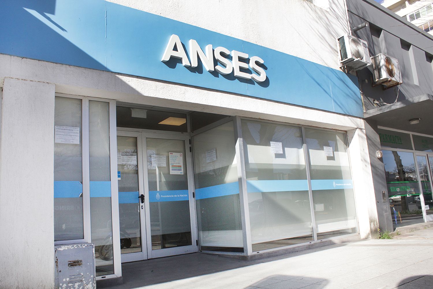 ANSES