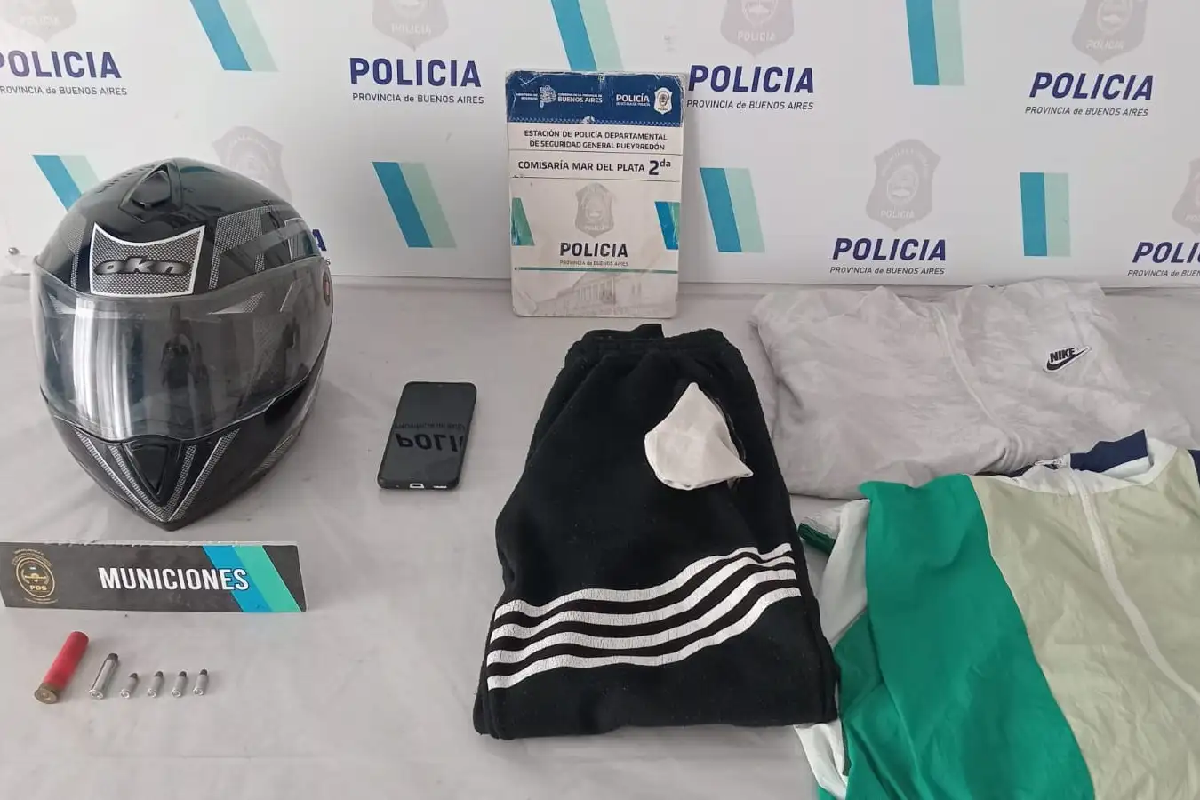 Algunos de los elementos utilizados por los agresores fueron secuestrados en allanamientos.