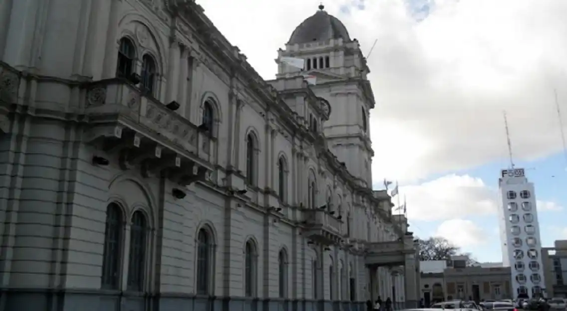 Así será el pago de sueldos y aguinaldos en Entre Ríos