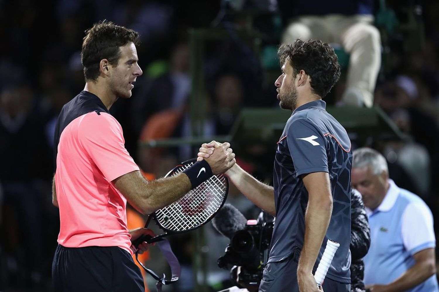 Del Potro juega por un lugar en octavos de final