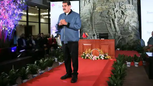 ¡A HABLAR MANDARÍN! Maduro anunció alianzas entre regiones de China y estados de Venezuela