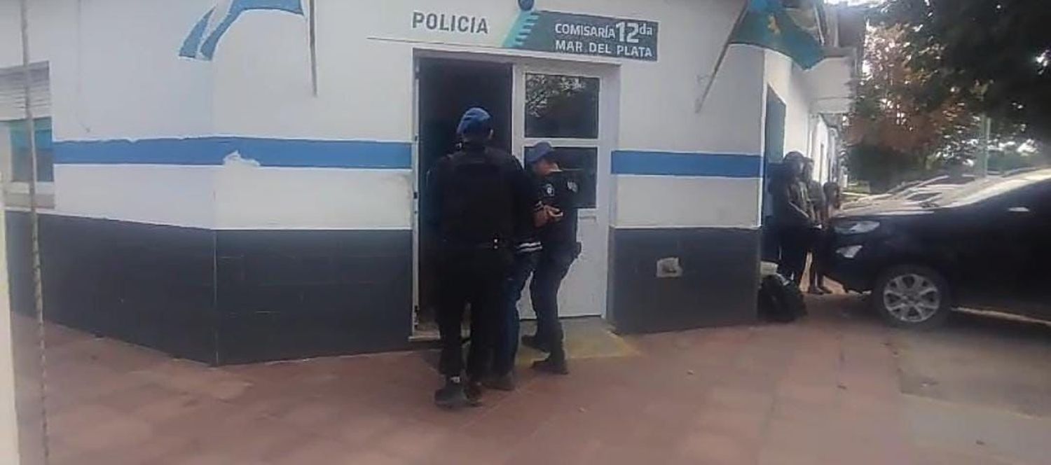 Acusó a su madre de hacer brujería y la golpeó