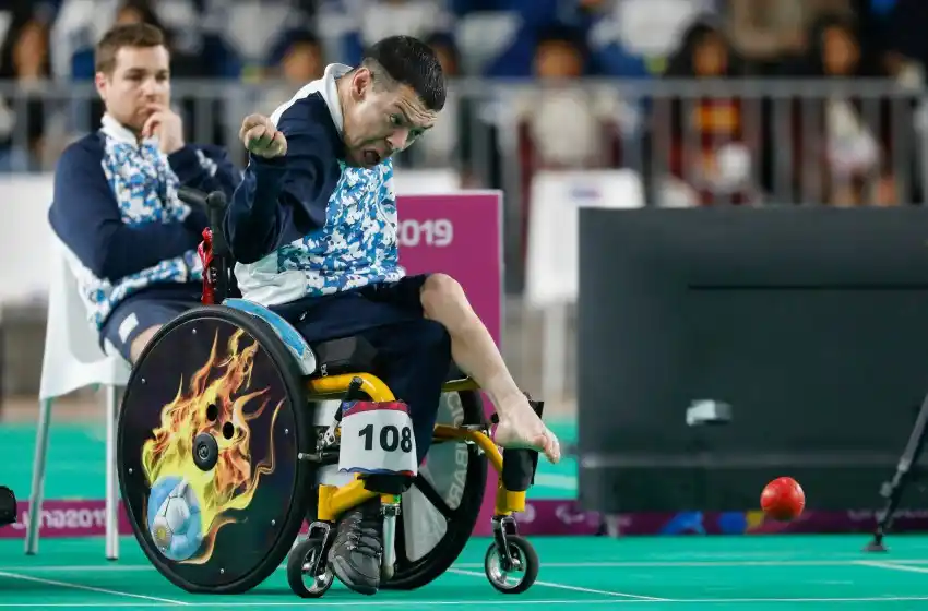 Un marplatense clasificado a Tokio busca ayuda