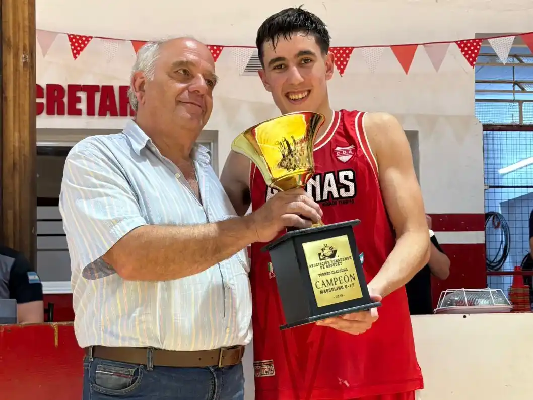 Atenas U17 campeón - 9