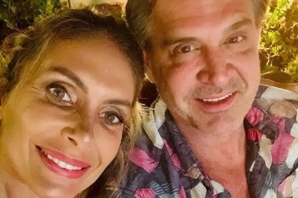 Aníbal Lotocki junto a su esposa María José Favorón