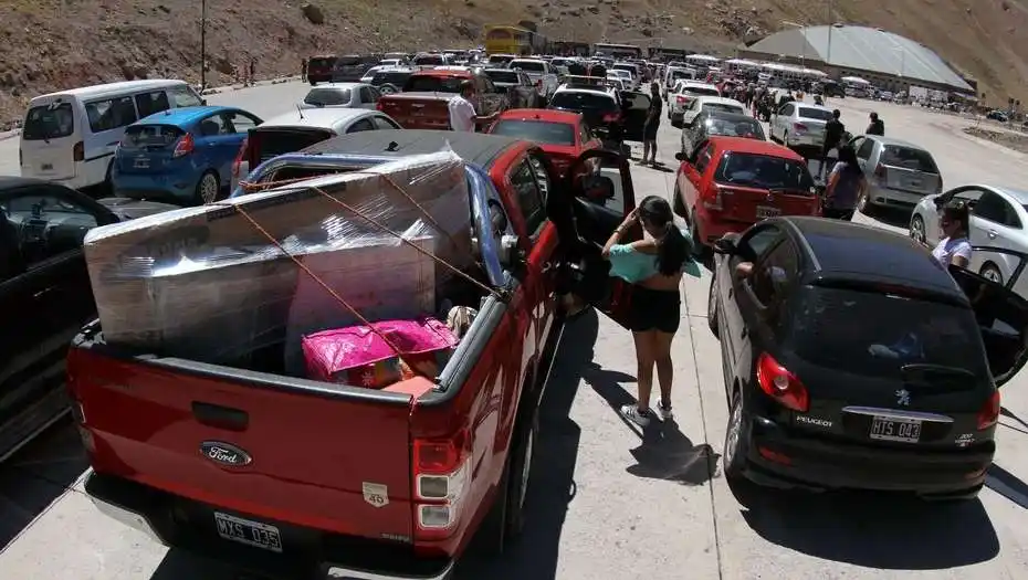 Compras en Chile: creatividad argentina para esquivar controles