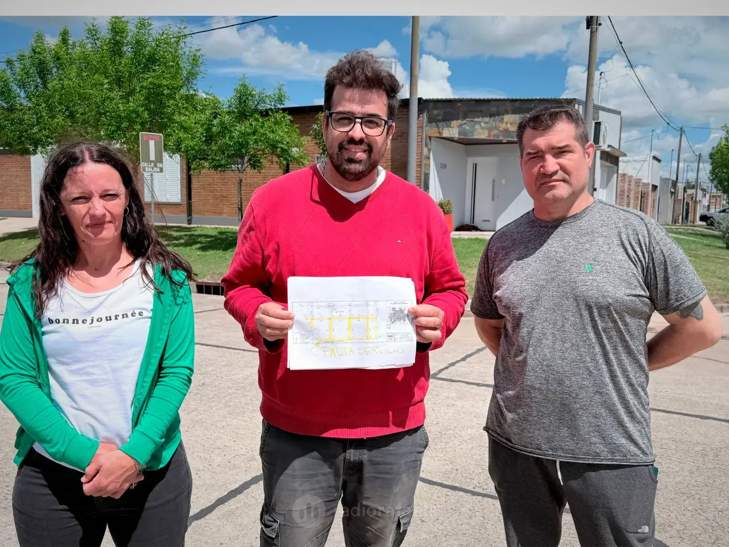 Cansados de esperar las cloacas, vecinos de Villa del Parque propusieron pagar la obra de sus bolsillos