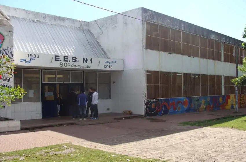 Por falta de gas, los alumnos de la Piloto entran más tarde a clase