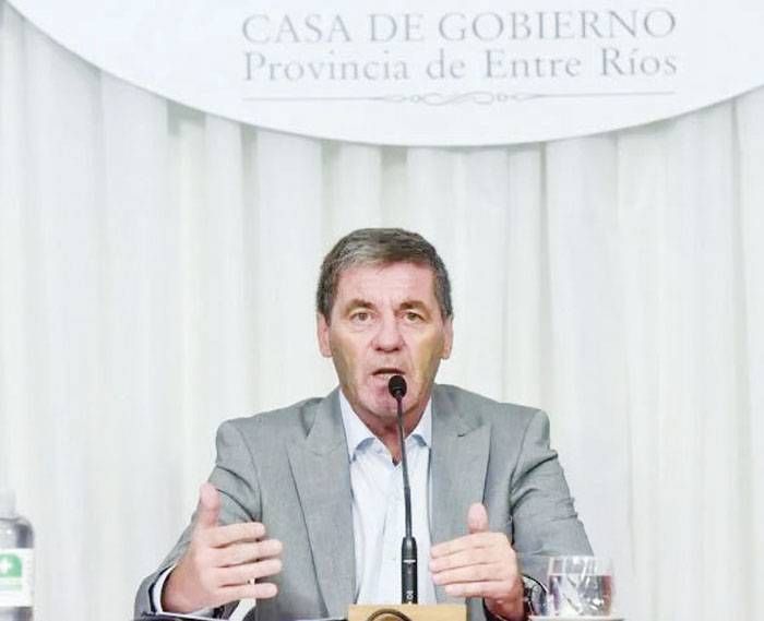 �SNo se van a crear ni  aumentar tributos⬝