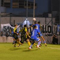 Los goles y las polémicas del partido entre Santamarina y Temperley