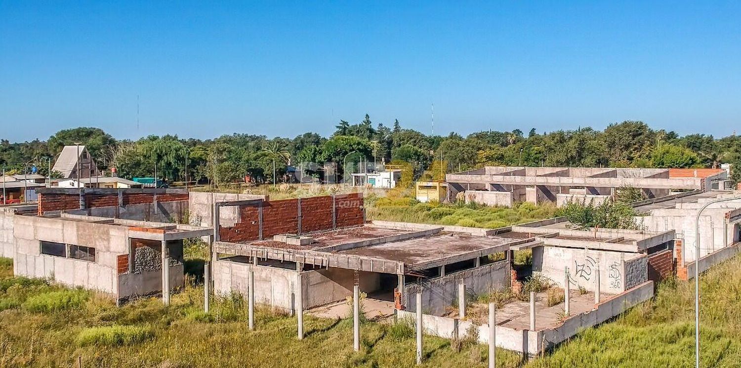 Enrico insiste por avances en el nuevo edificio de la Escuela Agrotécnica de Rufino 