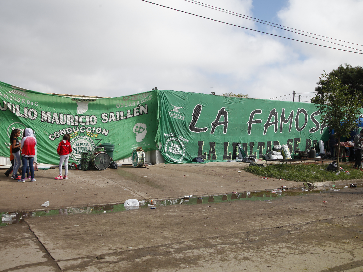 Según Ashira, los despidos fueron por “comportamiento insubordinado”