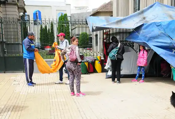 Argentina para Todos levantó el acampe de la explanada de la Municipalidad