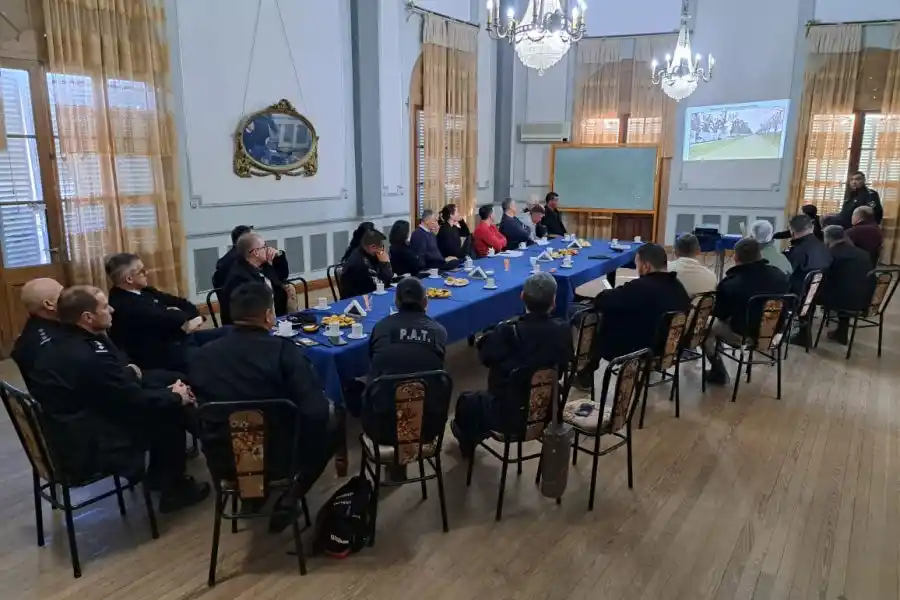 Carrera del TC: Reunión del Comando Unificado para preparar el operativo de seguridad