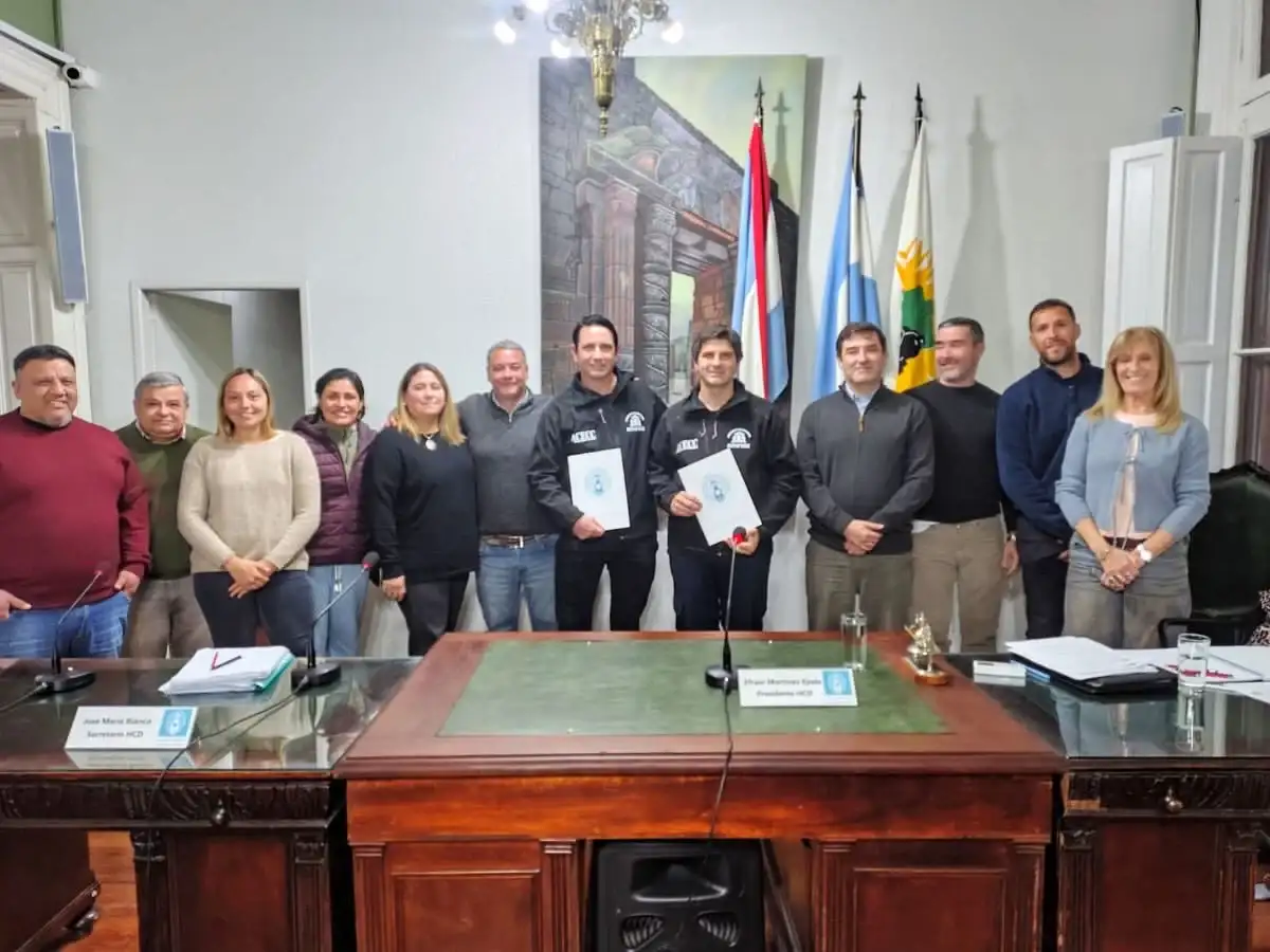 El Concejo Deliberante reconoció a los bomberos gualeyos que participaron del rescate en Venezuela