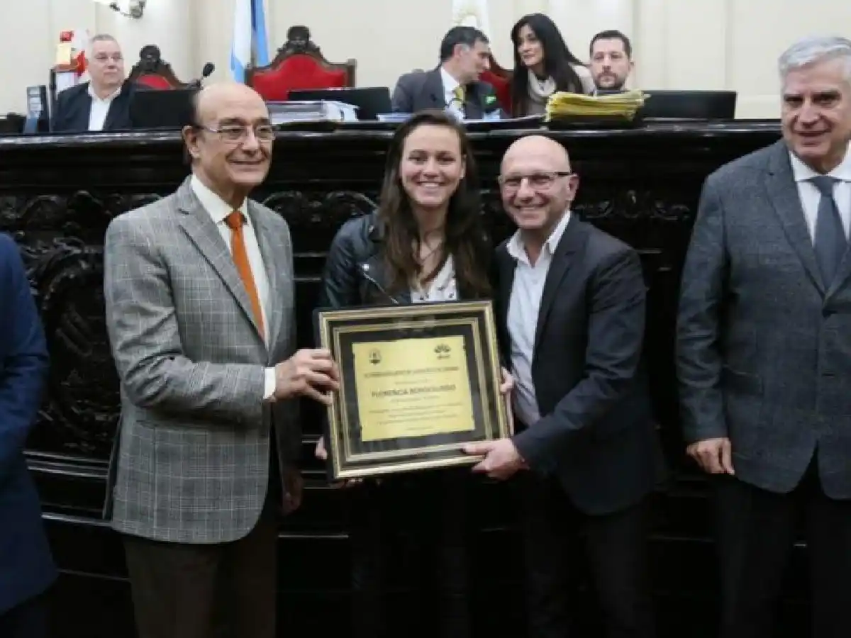 Florencia Bonsegundo, distinguida en la Legislatura de Córdoba