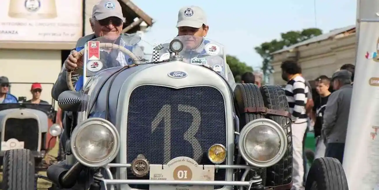 Pilar se prepara para la nueva edición del Rally de Regularidad de autos clásicos