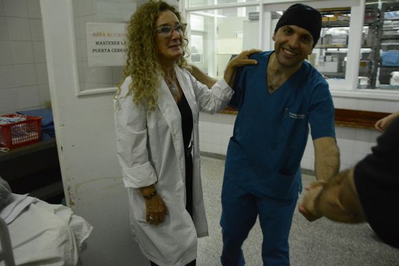 Emotivo reconocimiento a un médico rescatista del HIGA