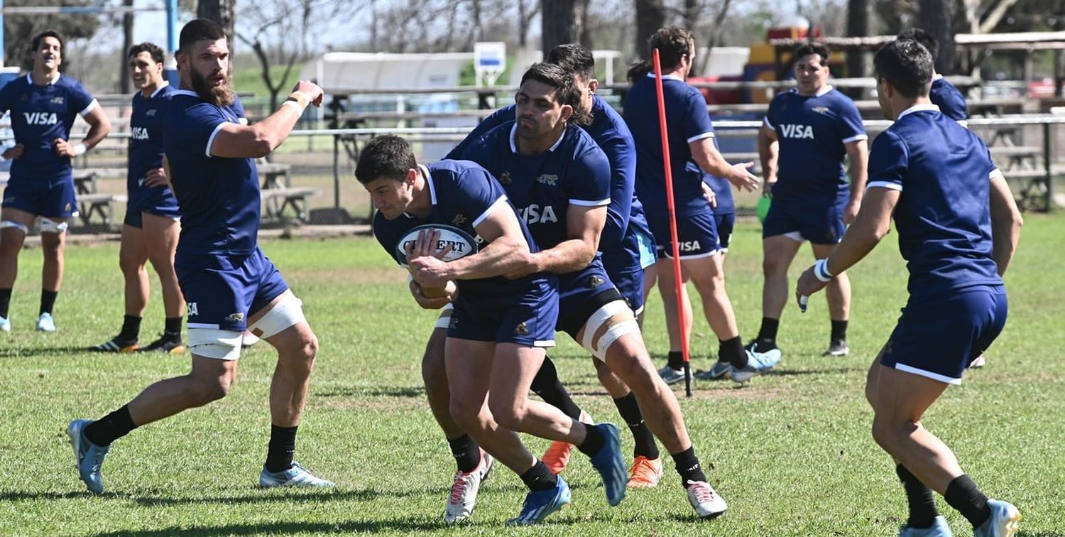 Tras varios entrenamientos en las instalaciones de CRAI, en Santa Fe, Contepomi definió el equipo para jugar en cancha de Colón. Crédito: Flavio Raina