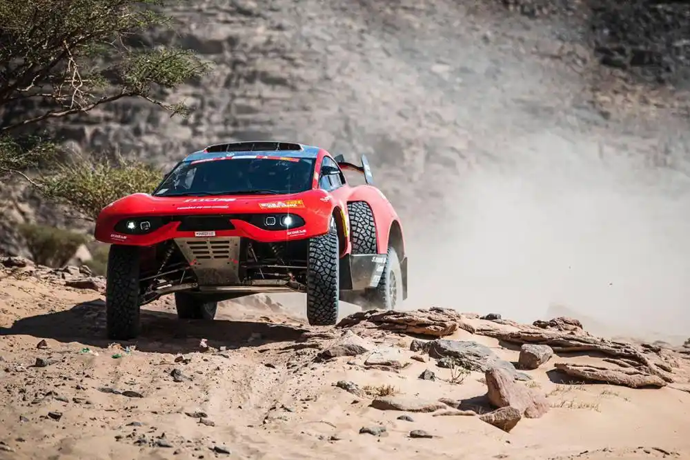 Orlando Terranova se mantiene en posición expectante.