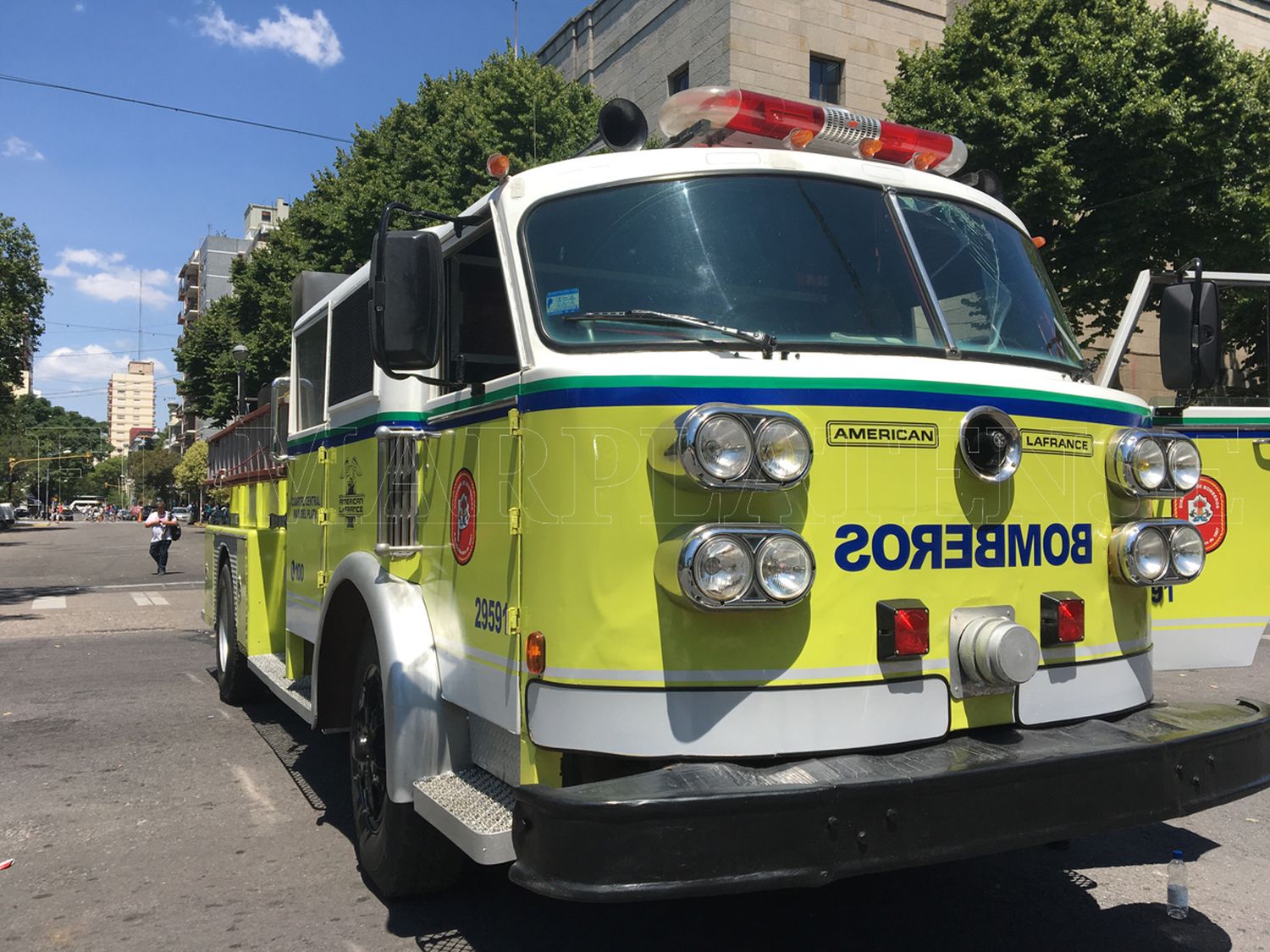 Tras el veto, bomberos voluntarios se movilizan frente al Municipio