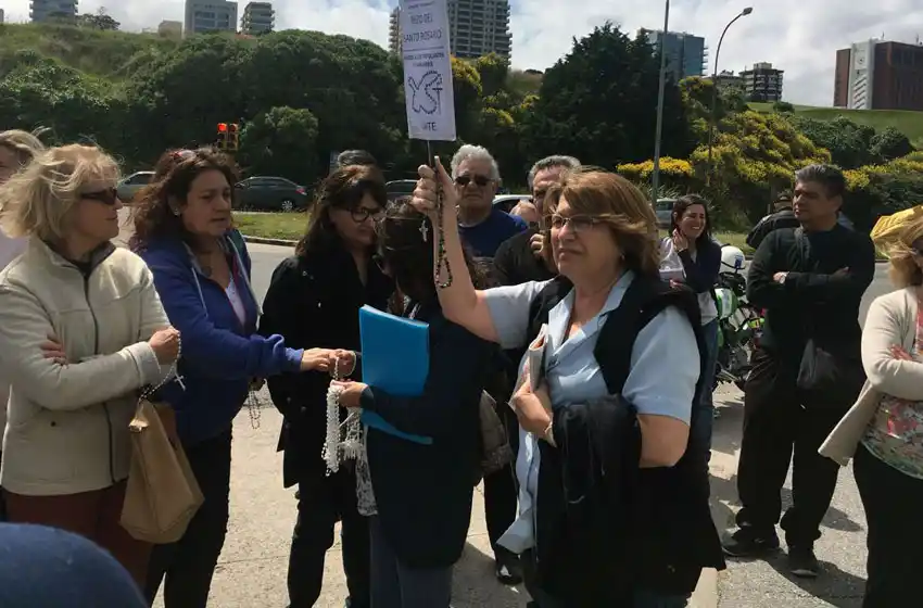 Comisión por el submarino: "Tiene que salir todo a la luz"