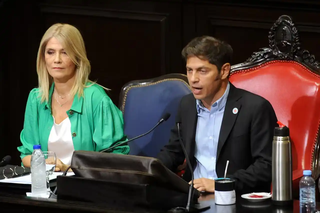 Kicillof y Magario se reunieron de emergencia con el equipo económico.
