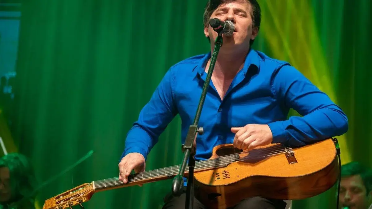Nahuel Pennisi. Será uno de los artistas que cantarán ante el papa León XIV durante su visita a la Argentina