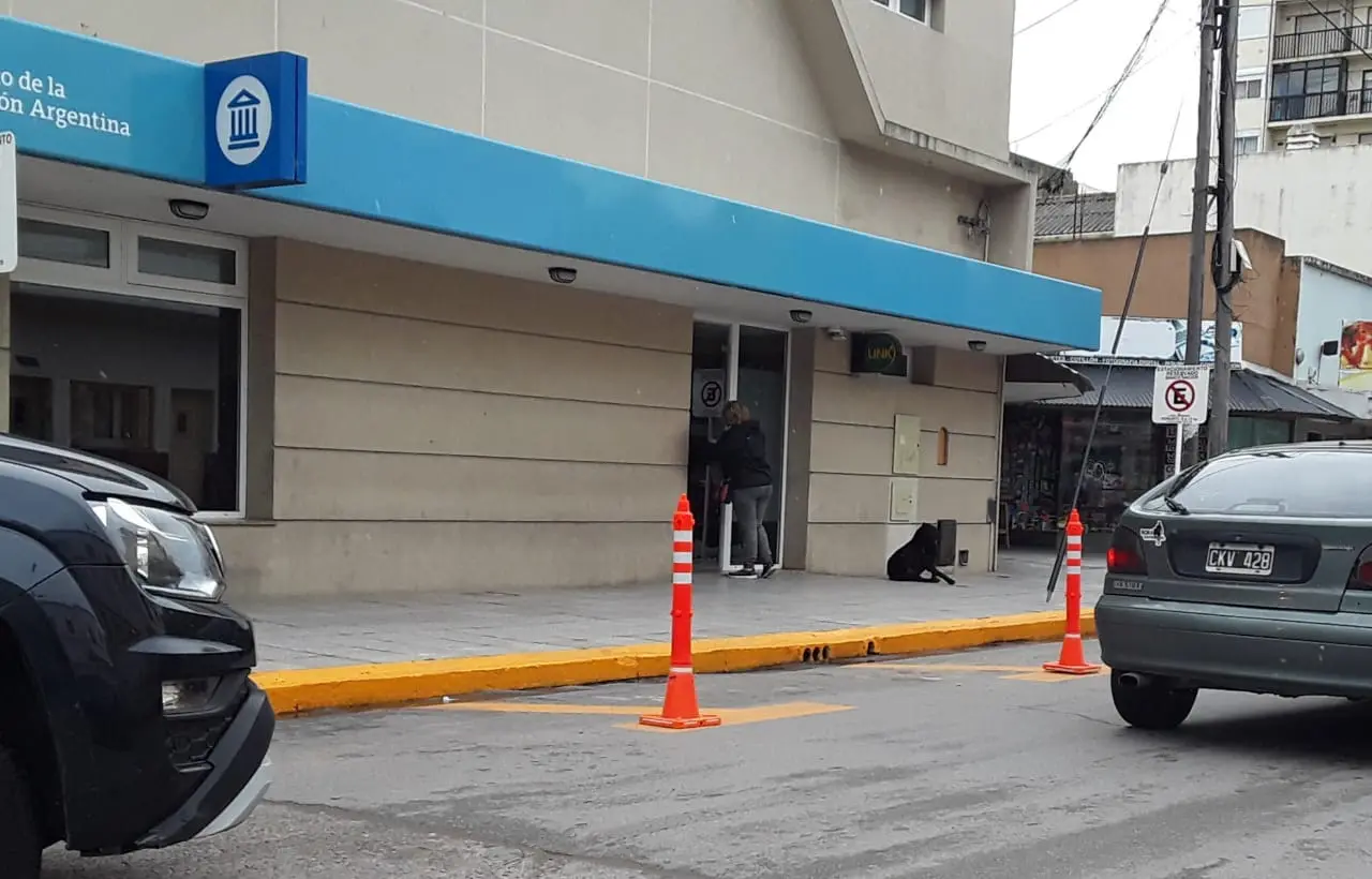 ¿A título de qué?
